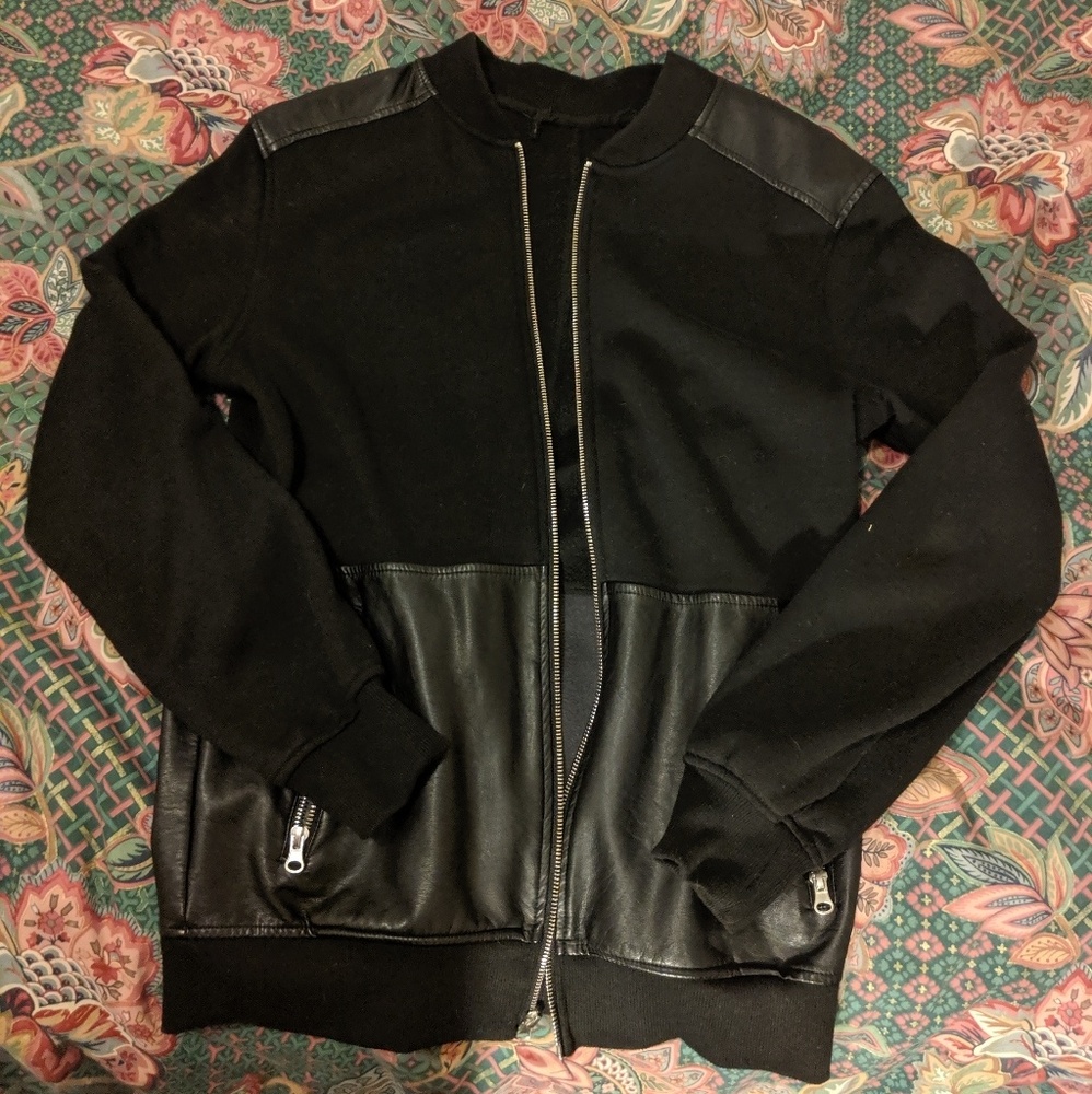 Cute zip jacket with pleather accents